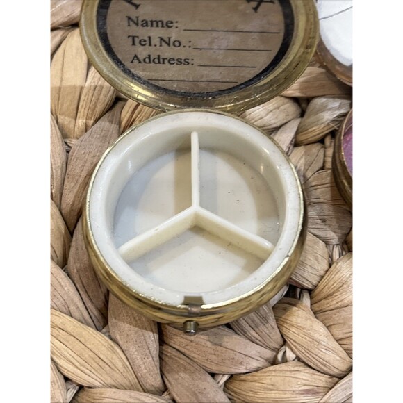 VTG Makeup & Trinket Boxes Lot Of 2 Sea Side Scene & Victorian Lady Regency - Picture 7 of 11